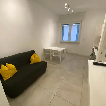 26 Urban Living