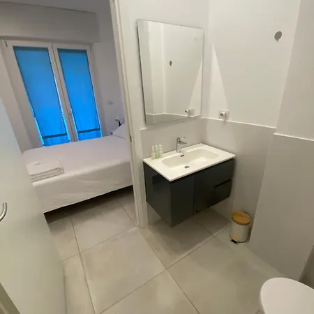 26 Urban Living Apartment